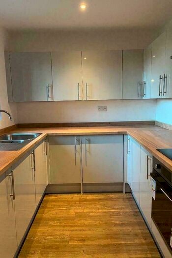 2 Bedroom Flat To Rent In Beech Grove, Garstang Road, Preston, PR1