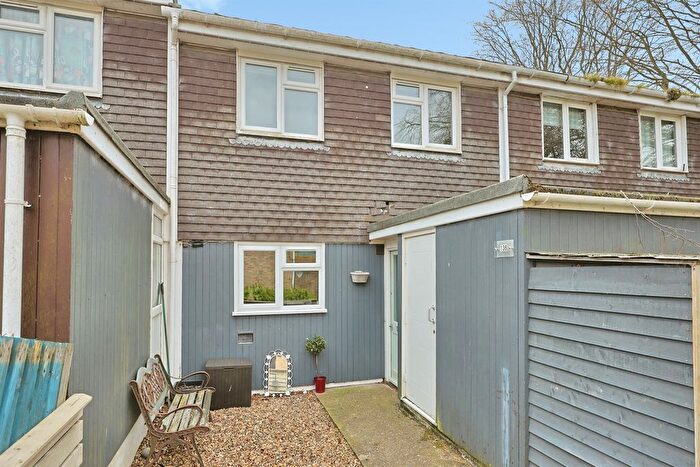 3 Bedroom Terraced House For Sale In Vale Green, Norwich, NR3