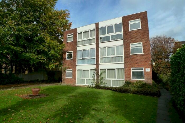 1 Bedroom Flat To Rent In Sidcup Hill, Sidcup, DA14