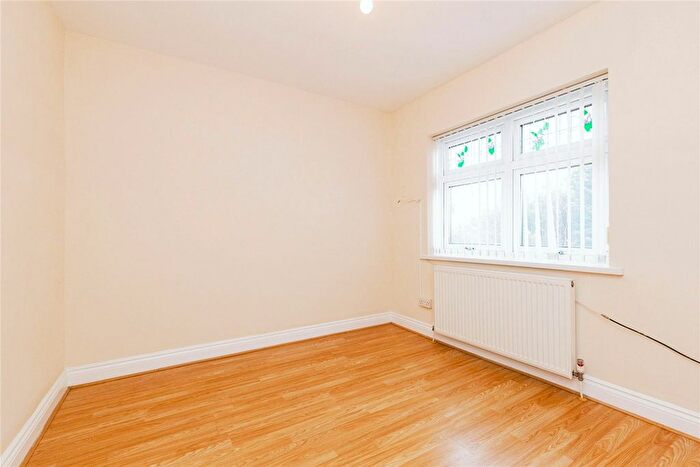 3 Bedroom Terraced House For Sale In Balmoral Terrace, Sunderland, Tyne And Wear, SR2