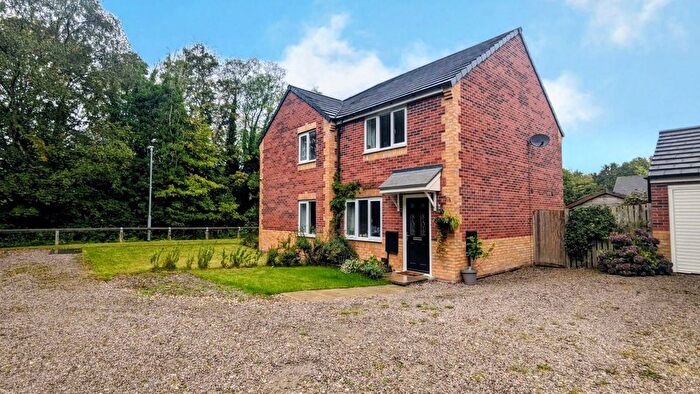 2 Bedroom Semi-detached House For Sale In Essington Drive, Skelmersdale, WN8