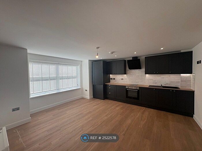 1 Bedroom Flat To Rent In Wright House, Northampton, NN1