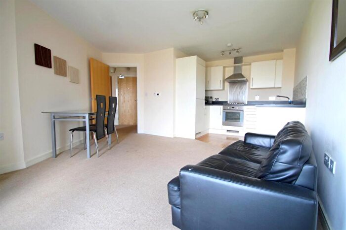 1 Bedroom Apartment To Rent In Overstone Court, Cardiff Bay, CF10
