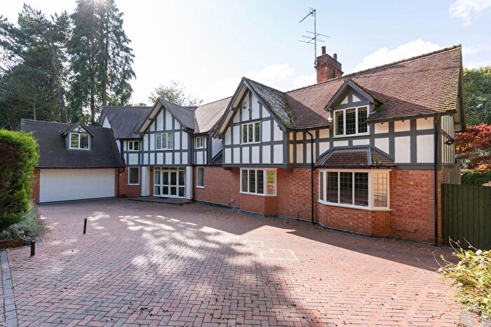 5 Bedroom Detached House For Sale In Mearse Lane, Barnt Green, B45