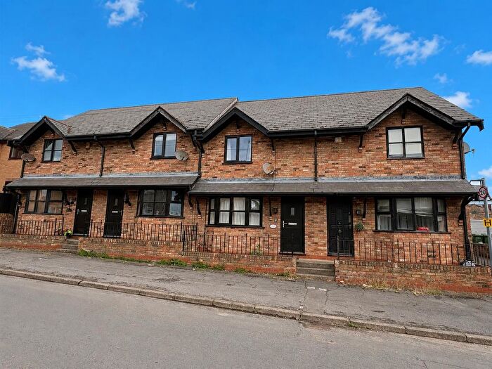 3 Bedroom Terraced House For Sale In Main Street, Farcet, Peterborough, PE7