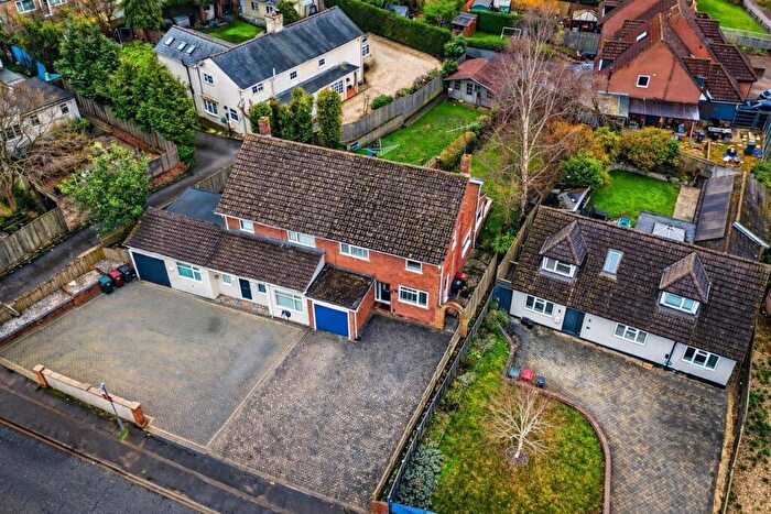 3 Bedroom Semi Detached House For Sale In Chapel Hill, Tilehurst, Reading, RG31