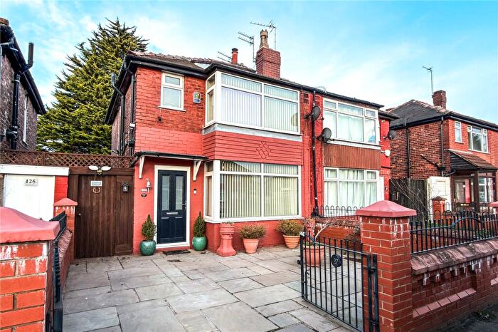 3 Bedroom Semi Detached House For Sale In Kenyon Lane, Moston, Manchester, M40