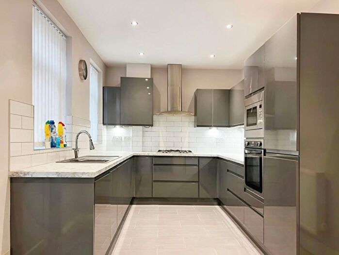 3 Bedroom Terraced House For Sale In Chapel Street, Leigh, WN7