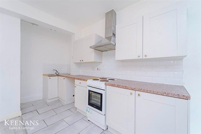 2 Bedroom Terraced House For Sale In Parrock Parade, Rossendale, BB4