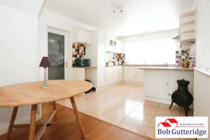 3 Bedroom Detached House For Sale In Hartington Street, Wolstanton, Newcastle, ST5