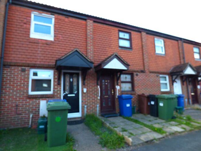 2 Bedroom Terraced House To Rent In Water Lane, Purfleet, RM19