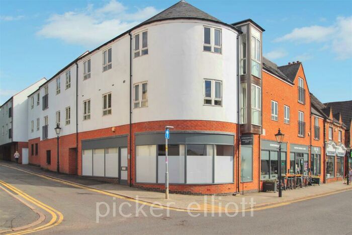 2 Bedroom Flat To Rent In Wood Street, Hinckley, LE10
