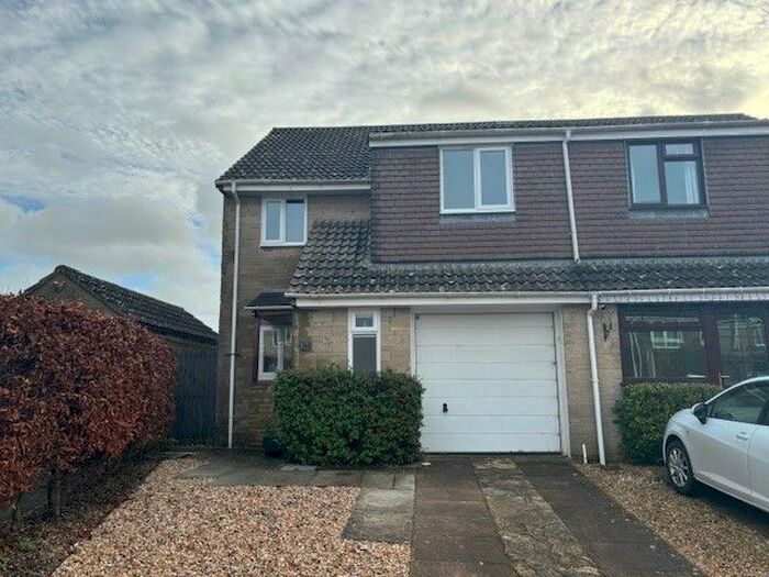 4 Bedroom Property To Rent In Meadowside, Mosterton, Beaminster, DT8