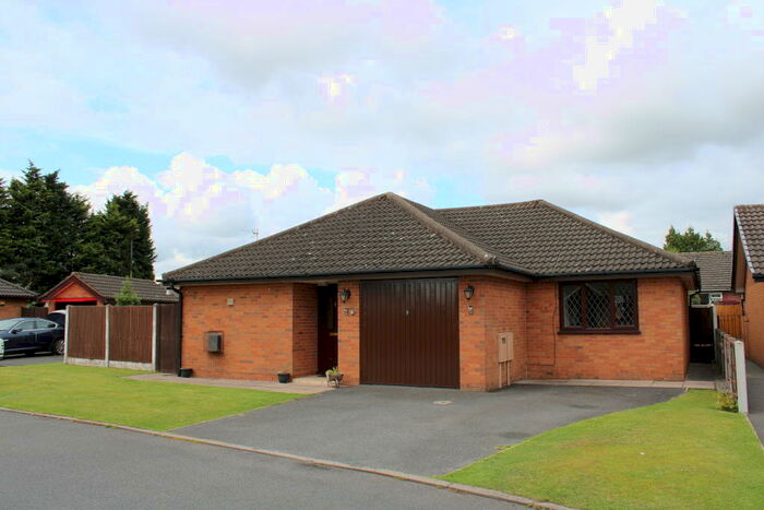 3 Bedroom Bungalow To Rent In Sycamore Close, Uttoxeter, ST14