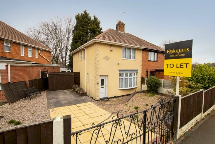 3 Bedroom House To Rent In Quarry Road, Birmingham, B29