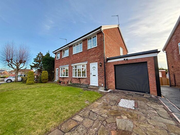 3 Bedroom Semi Detached House For Sale In Newlyn Avenue, Macclesfield, SK10