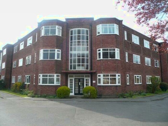 2 Bedroom Apartment To Rent In Ballbrook Court, Didsbury, M20