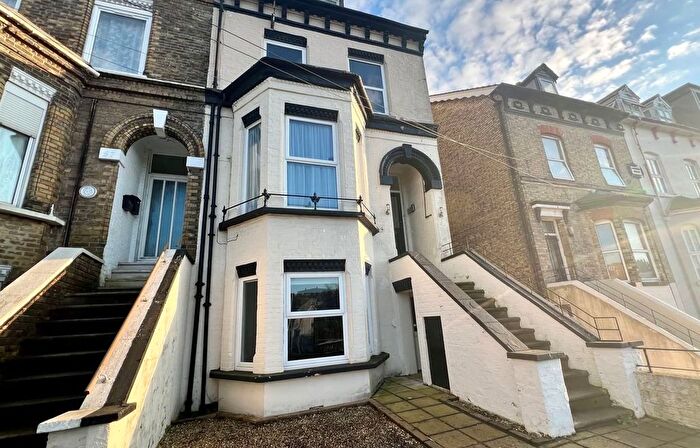 2 Bedroom Flat To Rent In Folkestone Road, Dover, Kent, CT17