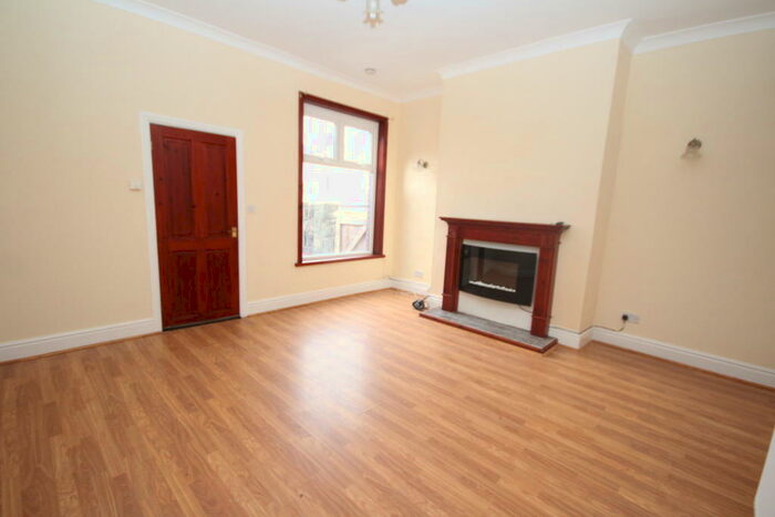 3 Bedroom End Of Terrace House To Rent In Ratcliffe St, Darwen, Lancs, ., ., BB3