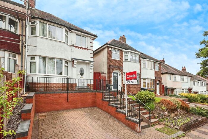 3 Bedroom Semi-Detached House For Sale In Widney Avenue, Selly Oak, Birmingham, B29
