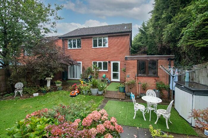 4 Bedroom Detached House For Sale In Barley Croft Stoke Heath Bromsgrove, B60
