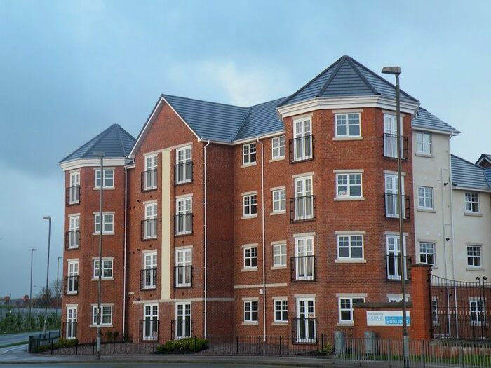 2 Bedroom Flat To Rent In Partridge Close, Dunwoody Way, Crewe, Cheshire, CW1