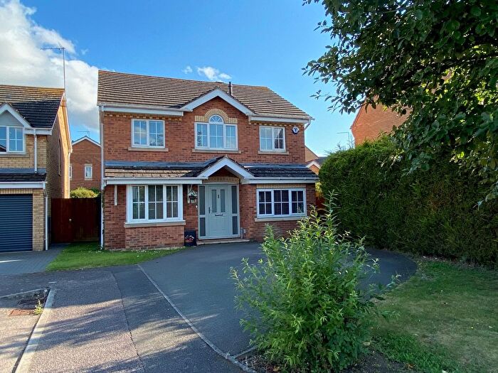 4 Bedroom Detached House For Sale In Breezehill, Wootton Fields, NN4