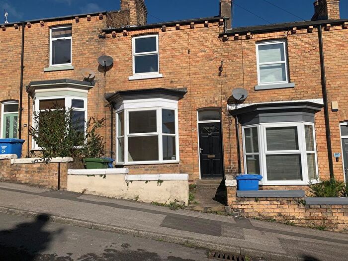 2 Bedroom Terraced House To Rent In Highfield, Scarborough, YO12