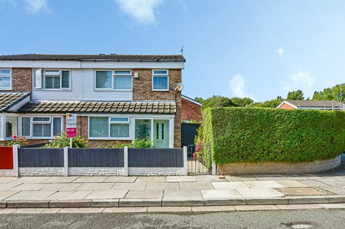 3 Bedroom Semi-Detached House For Sale In Fulwood Drive, Liverpool, L17
