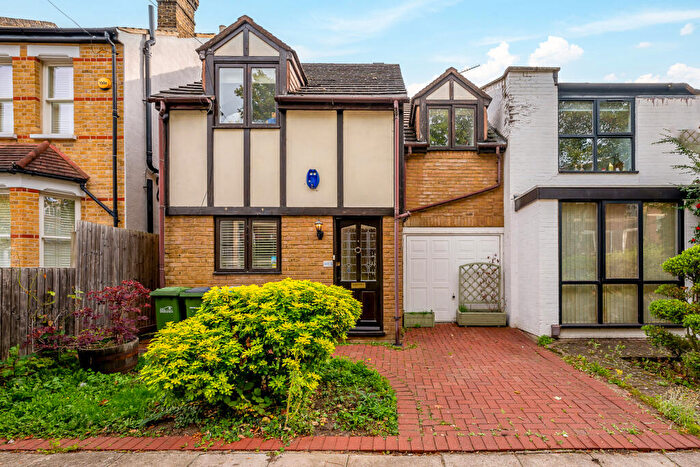 3 Bedroom House To Rent In Meadowcourt Road, Blackheath, SE3