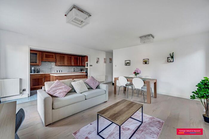 2 Bedroom Flat To Rent In Primrose Hill Road, Belsize Park, London, NW3