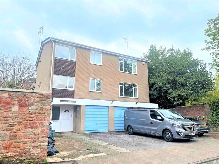 2 Bedroom Apartment To Rent In Pembroke Vale House, Pembroke Vale, BS8