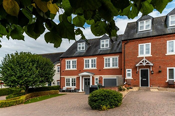 5 Bedroom Detached House To Rent In Clifton Hall Drive, Clifton Village, NG11