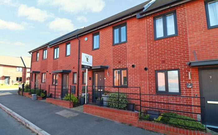 2 Bedroom Terraced House For Sale In Barn Owl Close, Whiteley, PO15