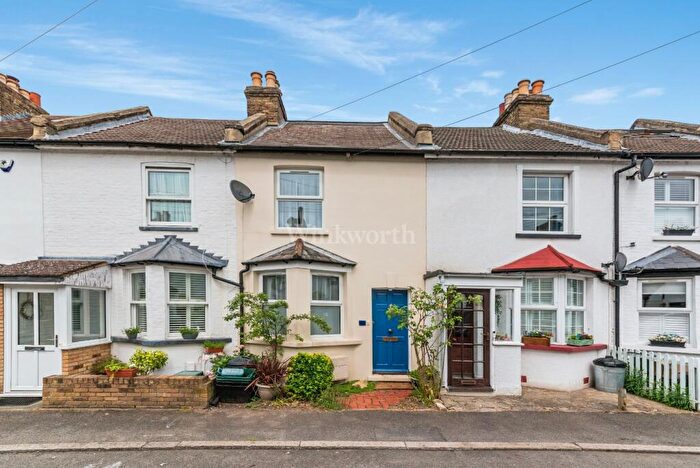 2 Bedroom Terraced House To Rent In Yew Tree Road, Beckenham, Kent, BR3