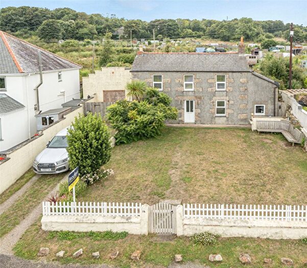 4 Bedroom Detached House For Sale In Glebe Row, Phillack, Hayle, Cornwall, TR27