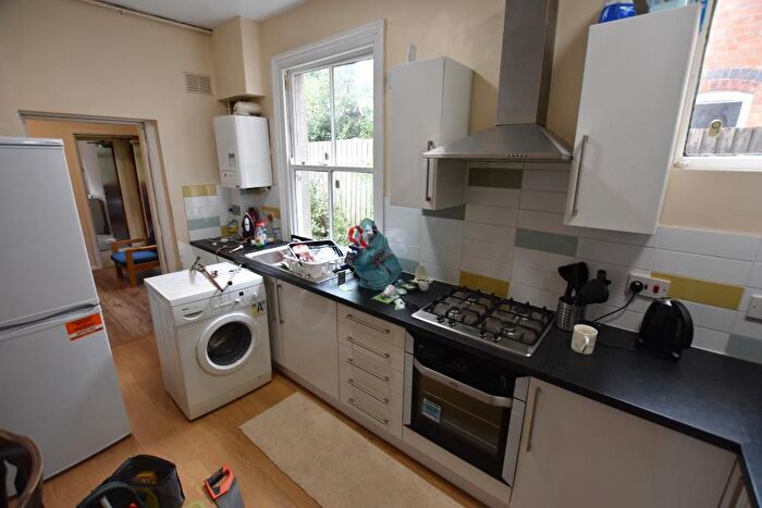 5 Bedroom Terraced House To Rent In Bournbrook Road, Selly Oak, , Birmingham, B29