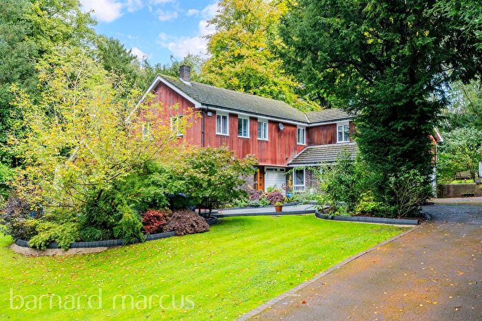 5 Bedroom Detached House For Sale In Ashurst Drive, Tadworth, KT20