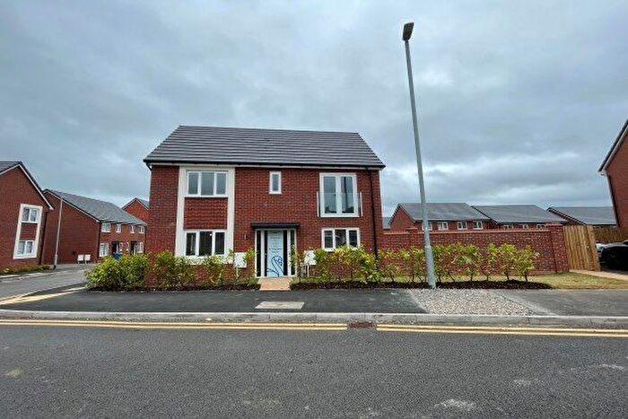 3 Bedroom Property To Rent In Chapel Lane, Stoke-On-Trent, ST6