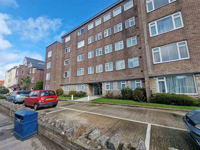 2 Bedroom Flat To Rent In Rempstone Road, Swanage, BH19