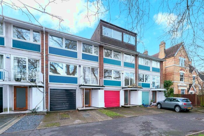 3 Bedroom Terraced House To Rent In Queens Court, Foxgrove Road, Beckenham, Kent, BR3