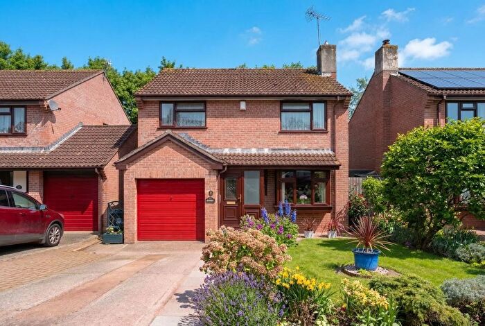 4 Bedroom Detached House For Sale In Westernlea, Crediton, EX17