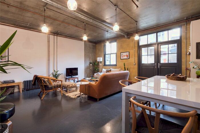 2 Bedroom Flat To Rent In New Inn Broadway, Shoreditch, London, EC2A