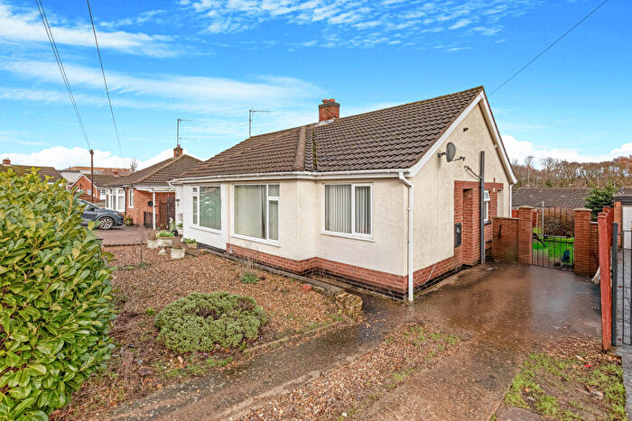 2 Bedroom Semi-Detached Bungalow For Sale In Greenbank Avenue, Kettering, Northamptonshire, NN15