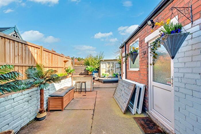 3 Bedroom Terraced House For Sale In Park Road, Bestwood Village, NG6