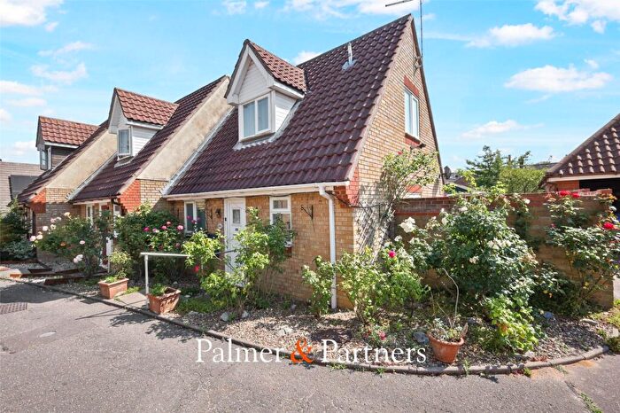 1 Bedroom Semi-Detached House For Sale In Belmont Place, Colchester, Essex, CO1