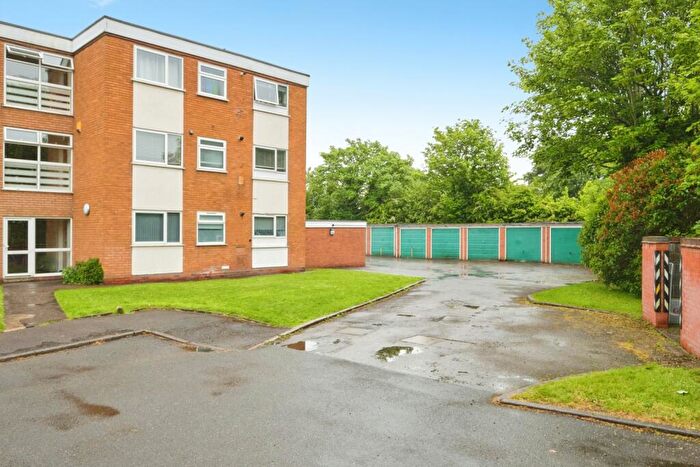 2 Bedroom Flat For Sale In Flaxley Road, Birmingham, West Midlands, B33