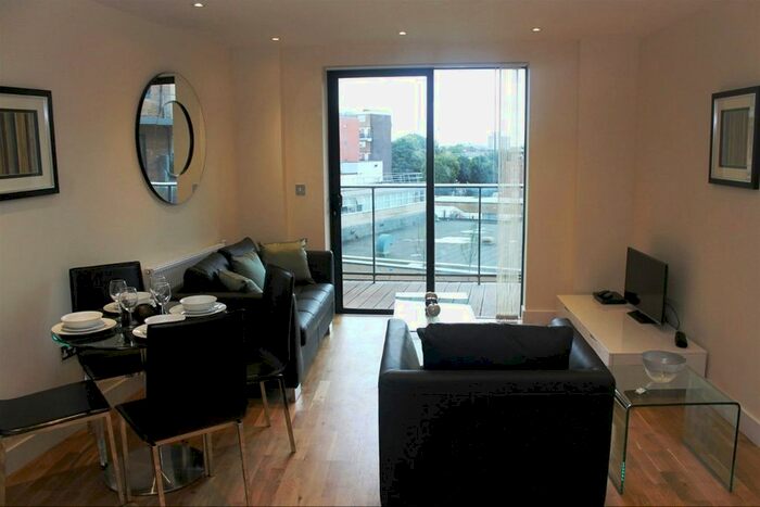 1 Bedroom Flat To Rent In The Arc, Arc House, Tower Bridge, SE1