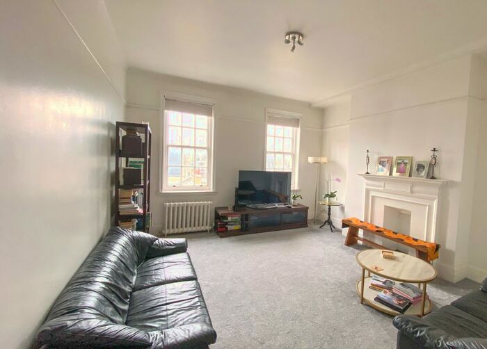 2 Bedroom Flat To Rent In Baker Street, Baker Street NW1