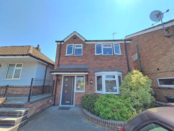 3 Bedroom Detached House To Rent In Princess Avenue, Oadby, Leicester, LE2